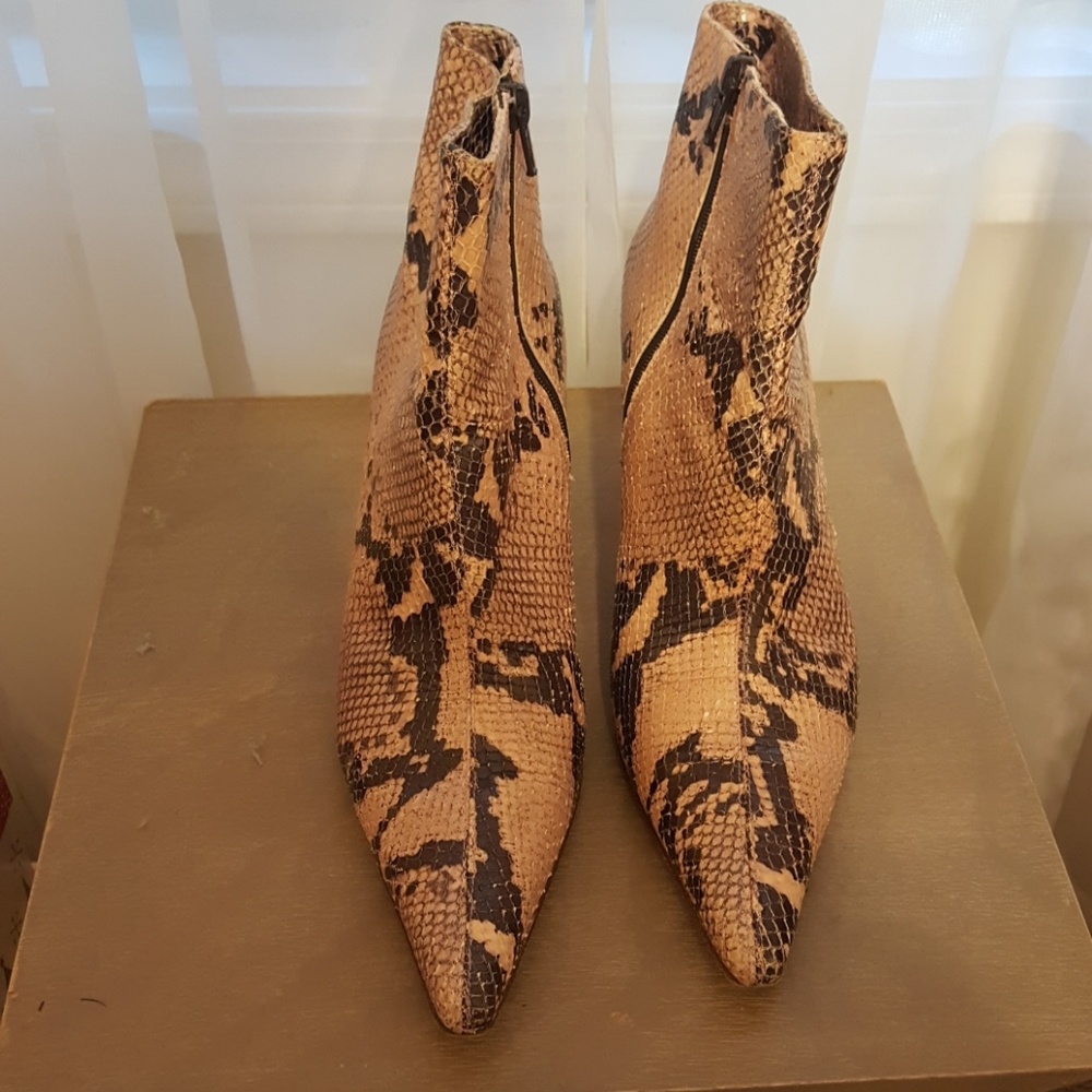 Isaac Mizrahi Booties